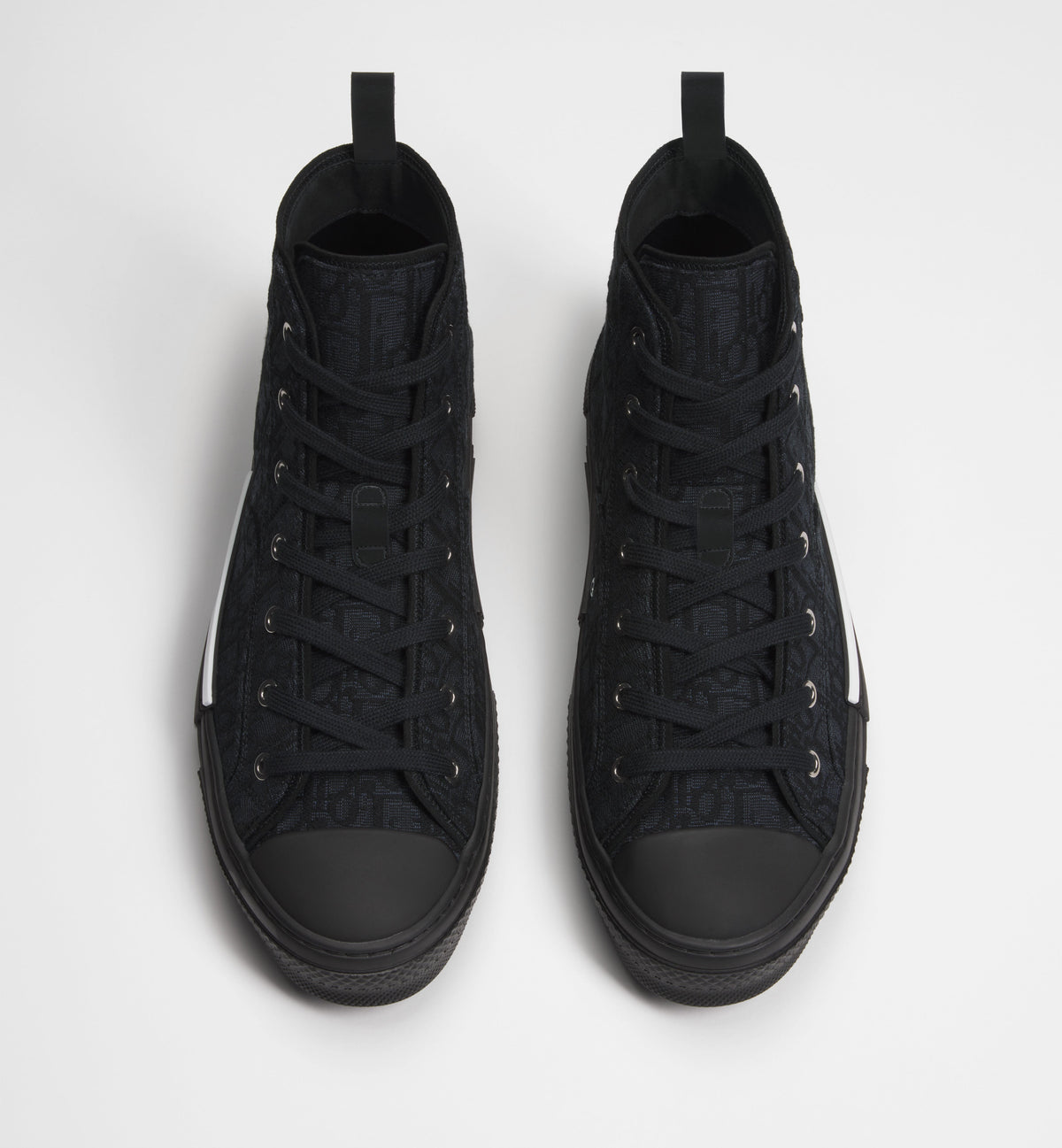 B23 League Sneaker