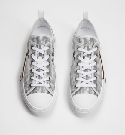 B23 League Sneaker